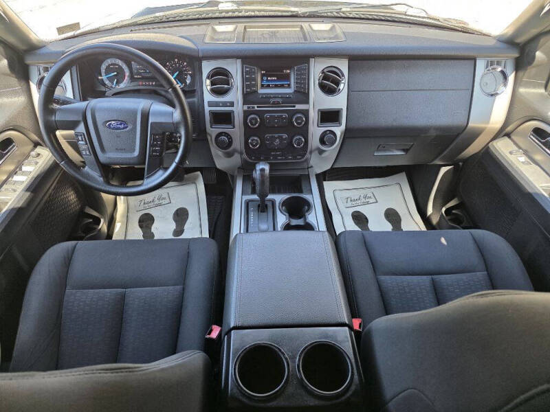 2016 Ford Expedition EL XLT
