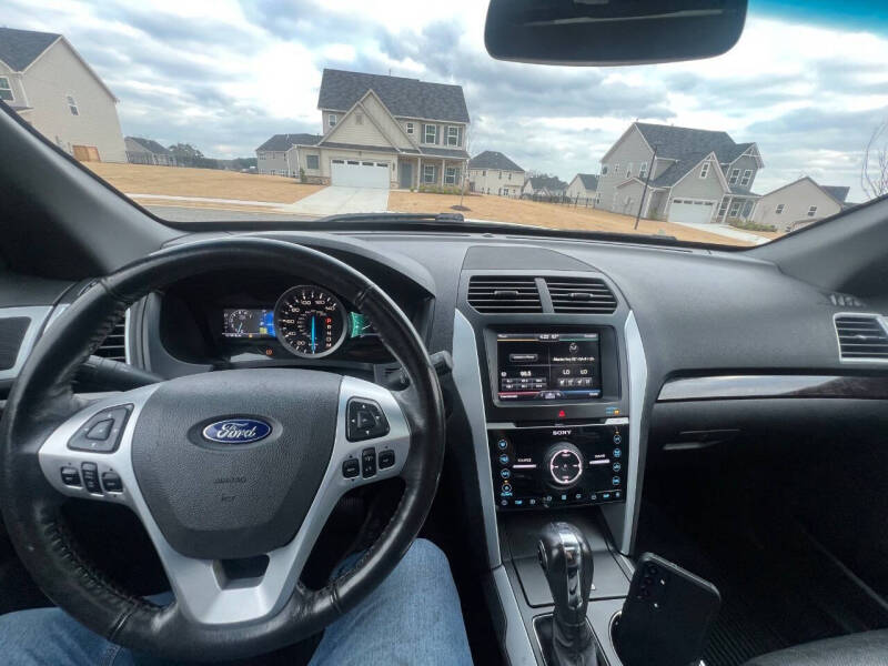 2011 Ford Explorer Limited