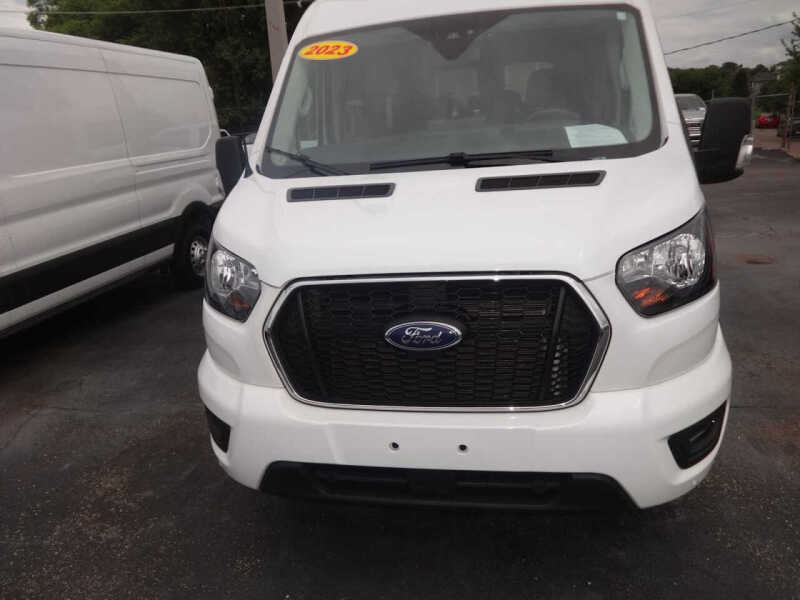 2023 Ford Transit 350 XLT