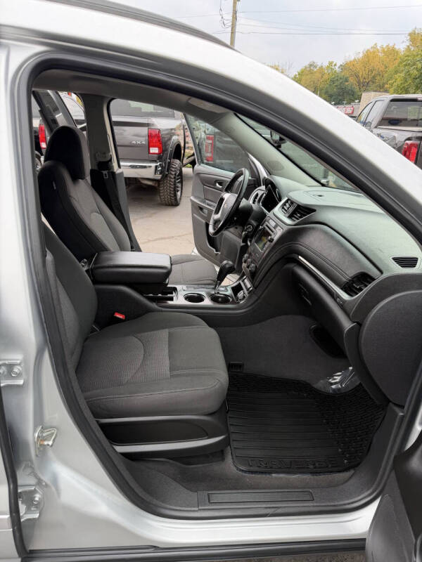 2016 Chevrolet Traverse LT