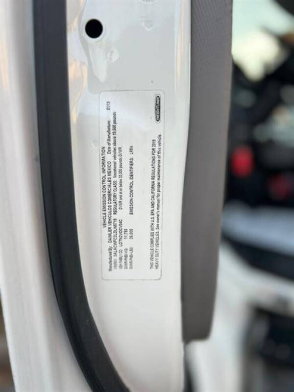 2020 Freightliner M2 106