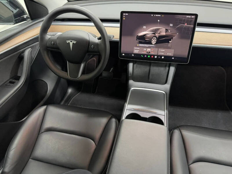 2024 Tesla Model Y Long Range