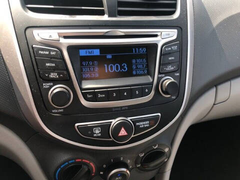 2017 Hyundai Accent SE