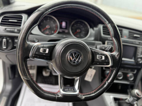 2015 Volkswagen Golf GTI S