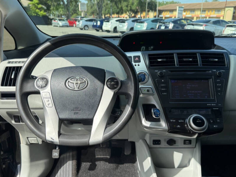 2012 Toyota Prius v Five