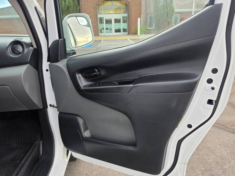2020 Nissan NV200 SV