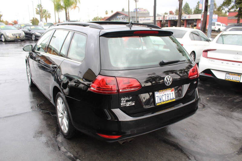 2017 Volkswagen Golf SportWagen