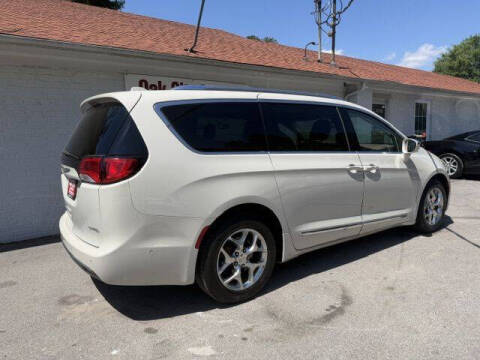 2017 Chrysler Pacifica Limited