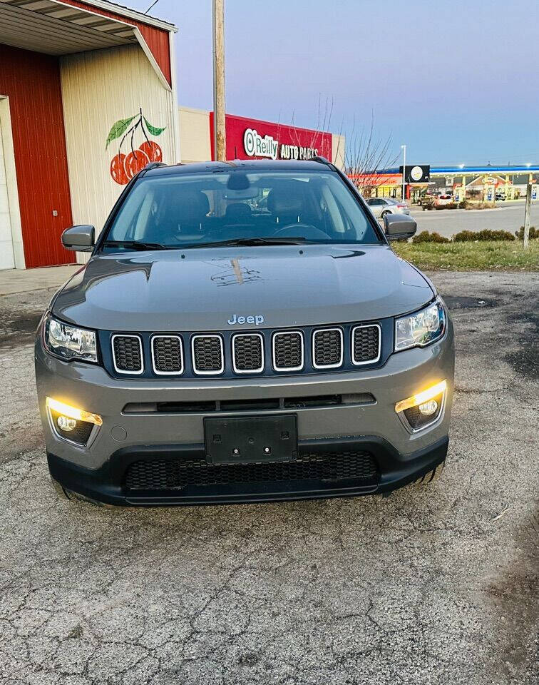 New 2024 Jeep Compass LIMITED 4X4 For Sale near Union Grove