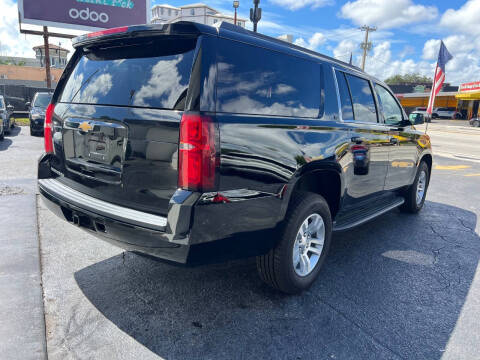 2018 Chevrolet Suburban LT