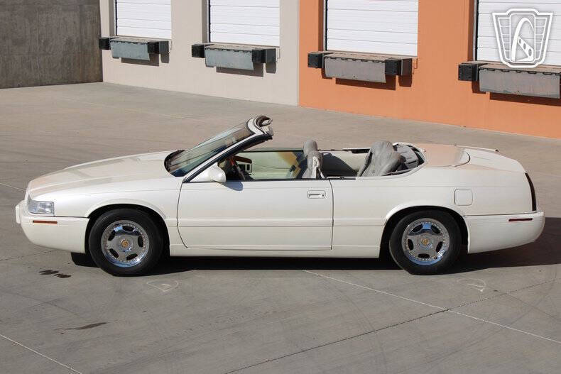 2002 Cadillac Eldorado ETC