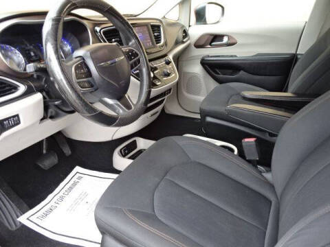 2018 Chrysler Pacifica LX