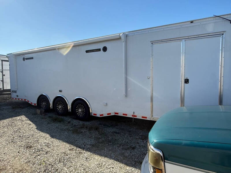 2026 Haulmark 8.5X34 BATHROOM