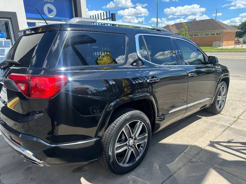 2019 GMC Acadia Denali
