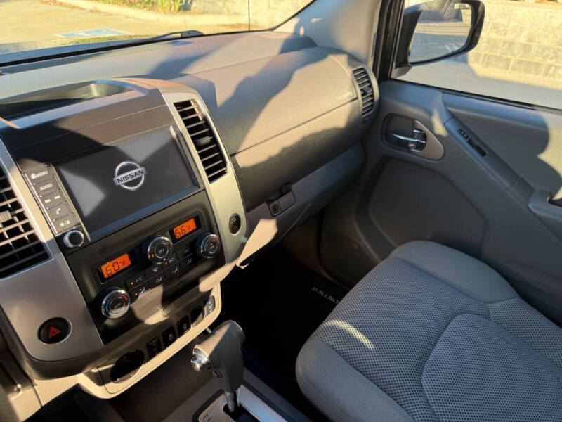 2019 Nissan Frontier SV