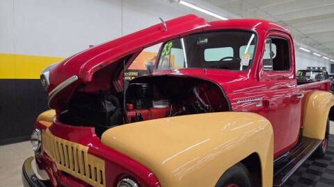 1953 International L-120 Series