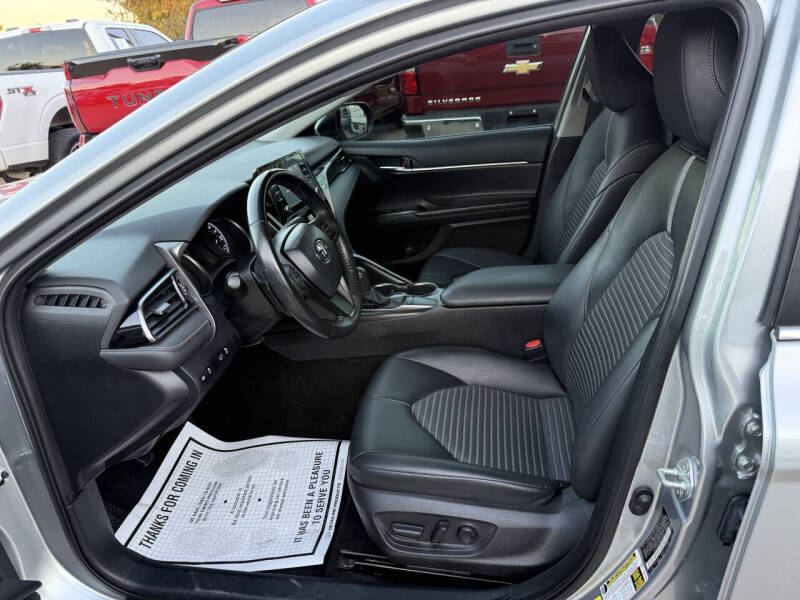 2022 Toyota Camry SE