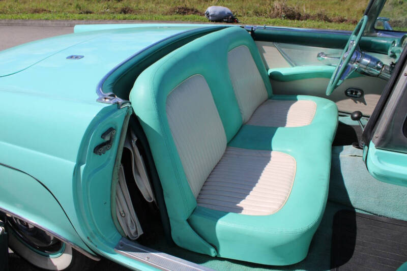 1955 Ford Thunderbird