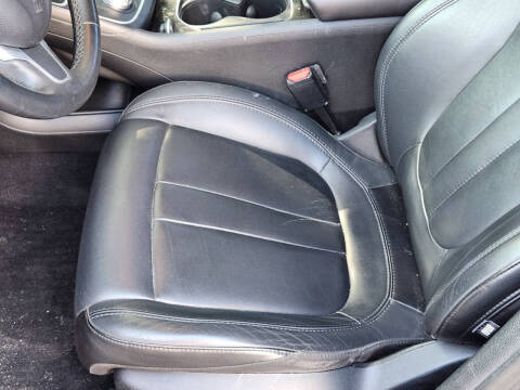 2016 Chrysler 200 C Platinum