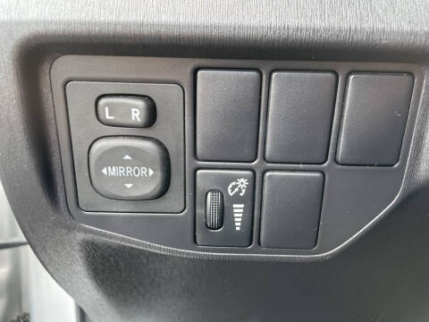 2012 Toyota Prius Three