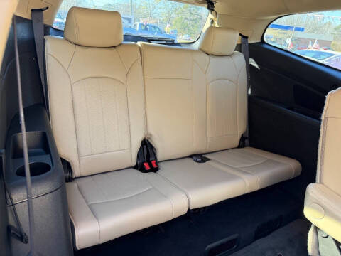 2010 Chevrolet Traverse LTZ