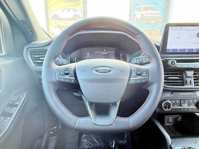 2025 Ford Escape ST-Line Select