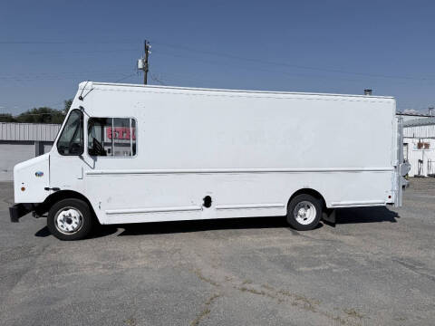 2010 Freightliner MT45 Chassis