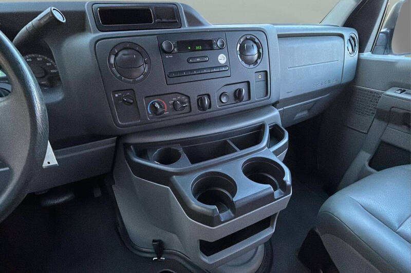 2014 Ford E-Series E-250