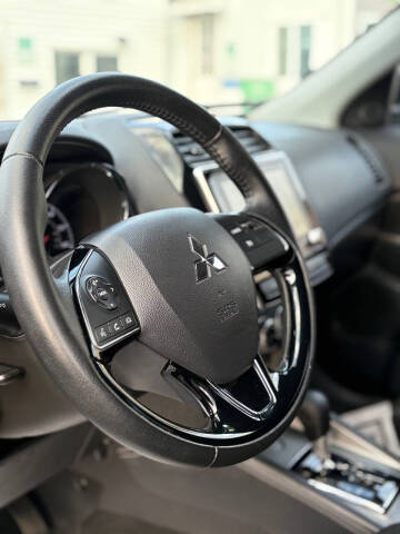 2020 Mitsubishi Outlander Sport SE