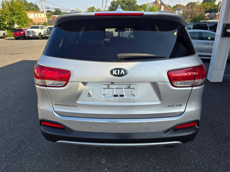 2016 Kia Sorento EX V6