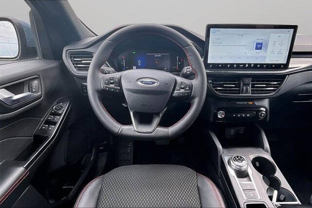 2026 Ford Escape Hybrid ST-Line Select
