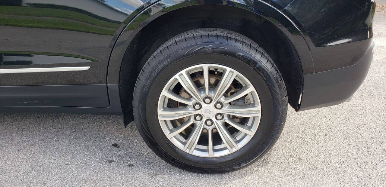 2017 Cadillac XT5  - $18,120