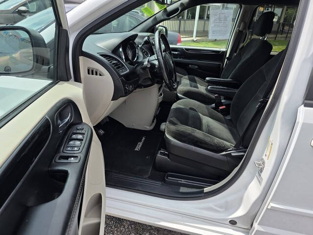 2015 Dodge Grand Caravan SE