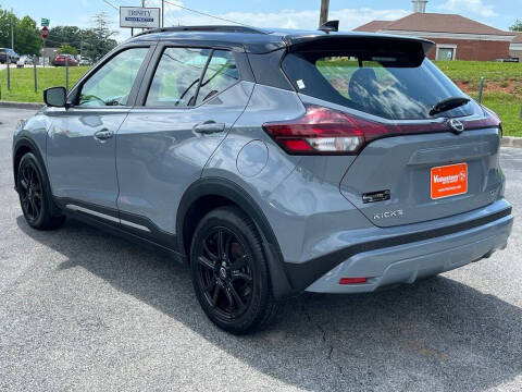 2023 Nissan Kicks SR