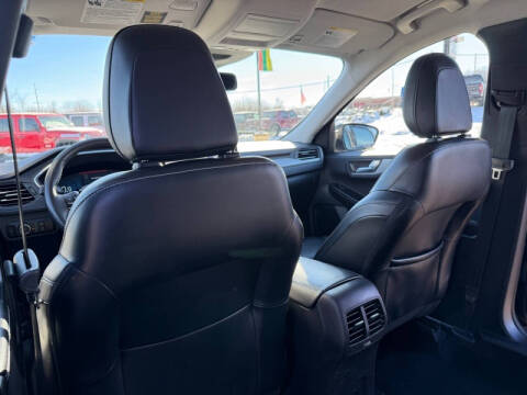 2023 Ford Escape Platinum