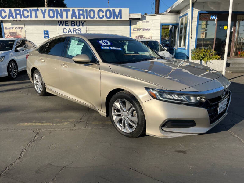 2019 Honda Accord LX photo 4