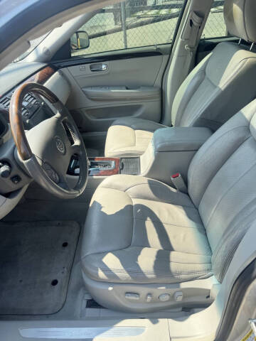 2011 Cadillac DTS Premium Collection