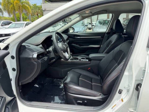 2024 Nissan Altima 2.5 SR