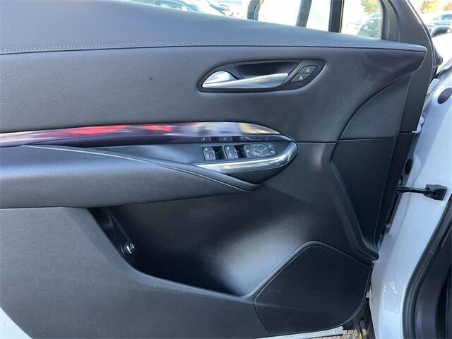 2023 Cadillac XT4 Luxury