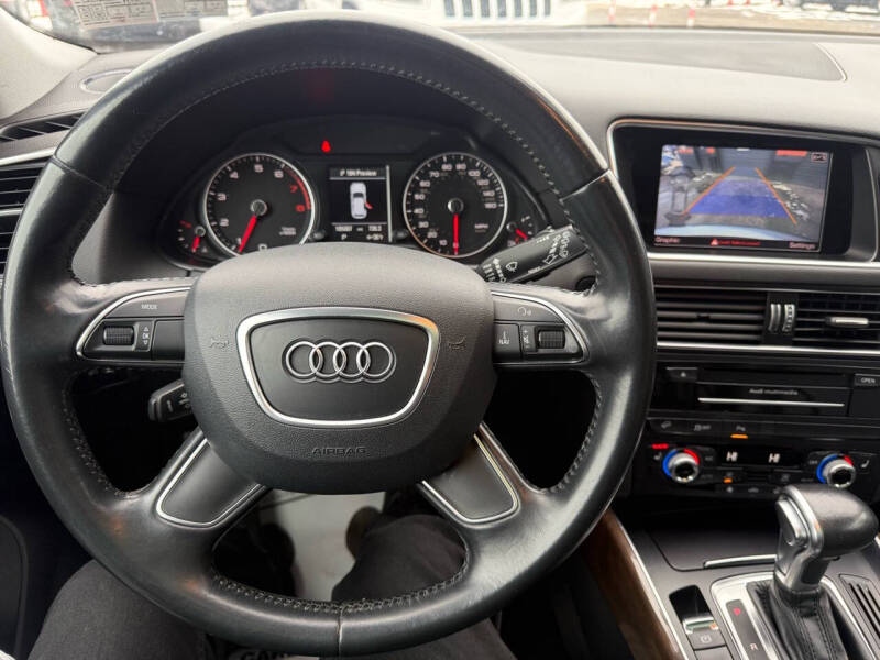 2017 Audi Q5 2.0T quattro Premium Plus