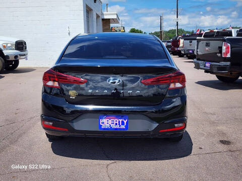 2019 Hyundai Elantra SE