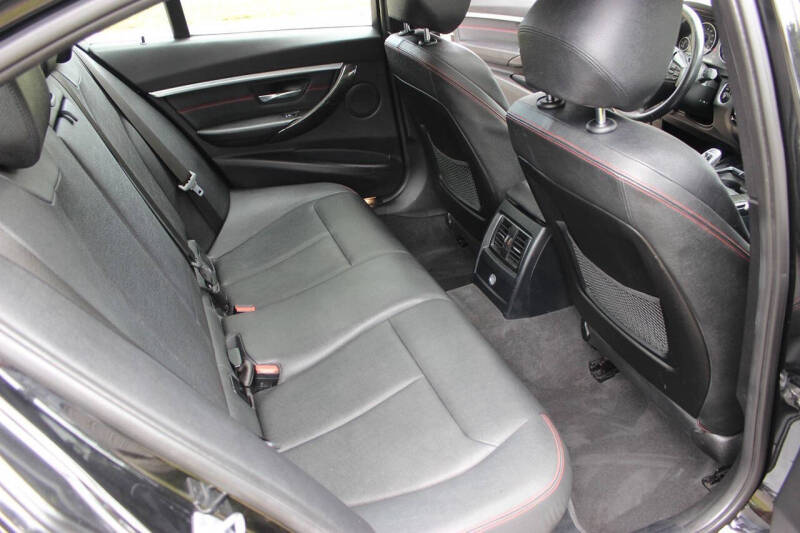 2018 BMW 3 Series 330i