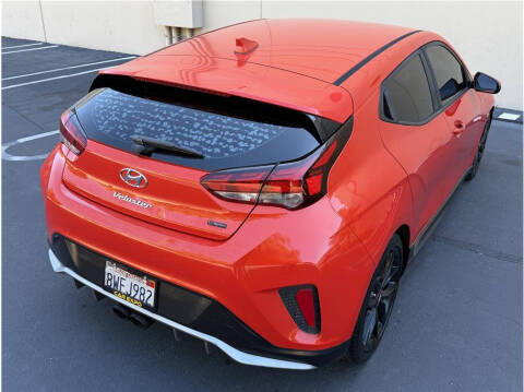 2019 Hyundai Veloster