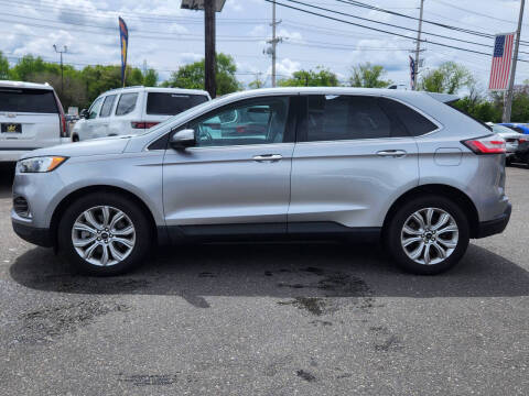 2023 Ford Edge Titanium