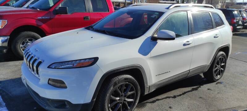 2014 Jeep Cherokee for sale at Village Auto Outlet in Milan IL