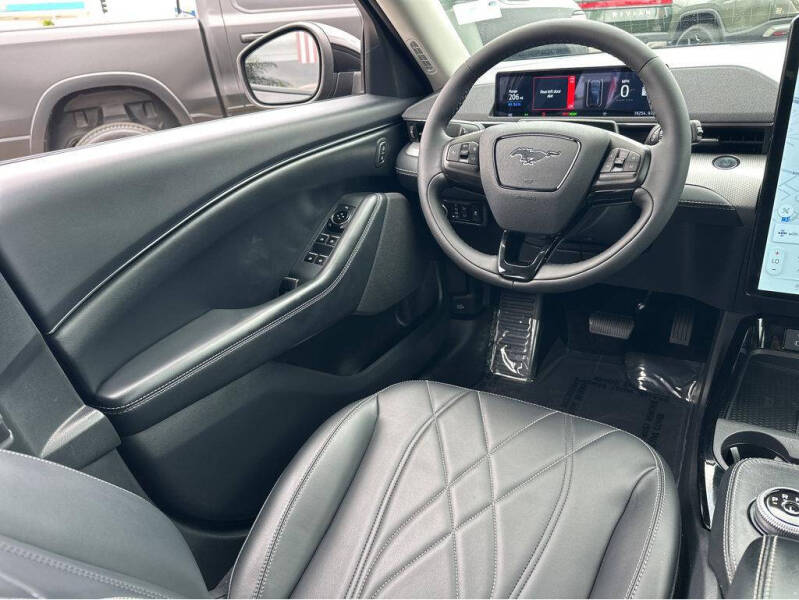 2023 Ford Mustang Mach-E Select