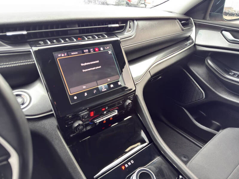 2022 Jeep Grand Cherokee L Altitude