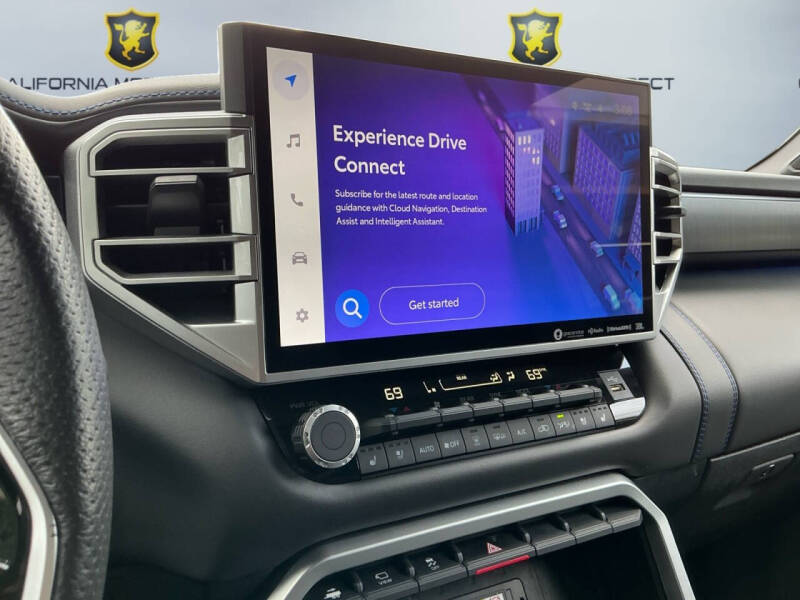 2023 Toyota Sequoia SR5