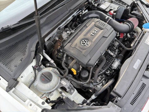 2017 Volkswagen Golf GTI SE