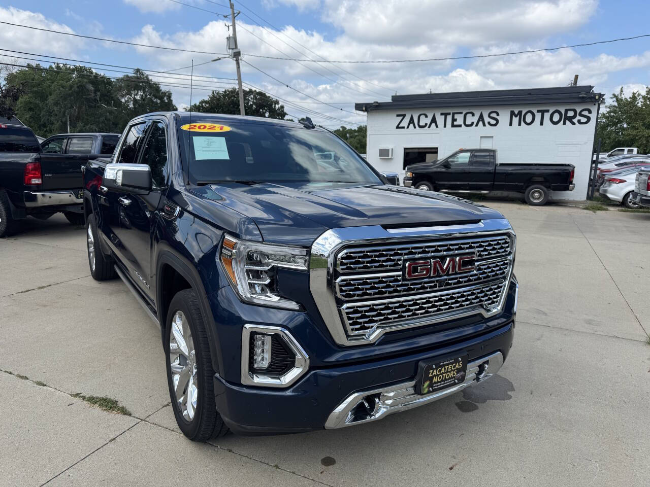 2021 GMC Sierra Denali's photo